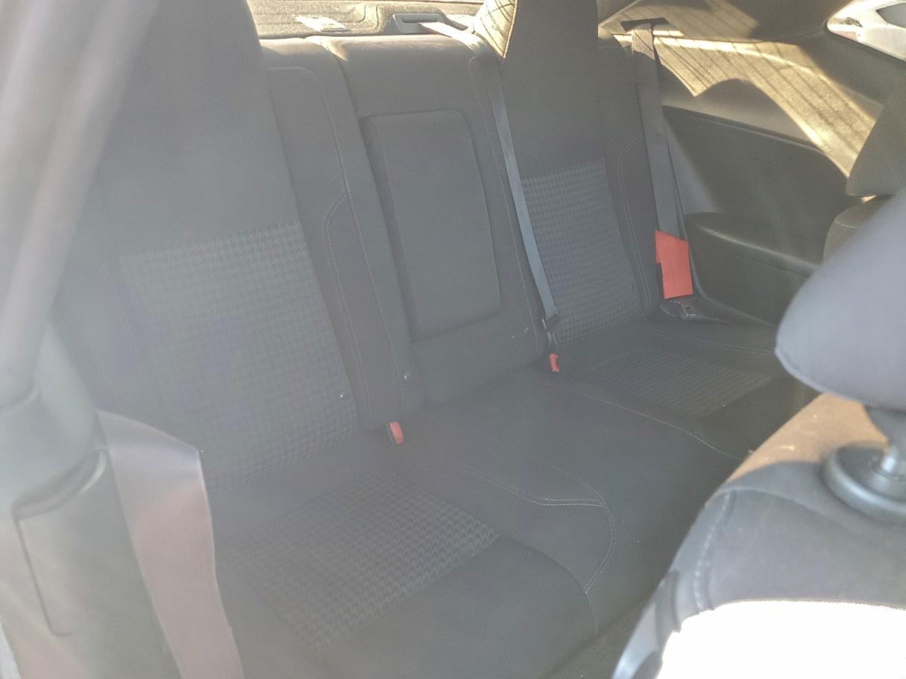 2015 Dodge Challenger Sxt - zdjęcie 10