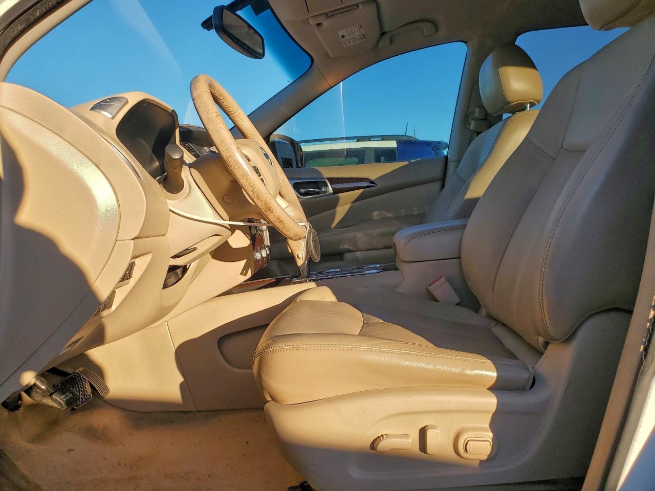 2014 Nissan Pathfinder S - zdjęcie 7