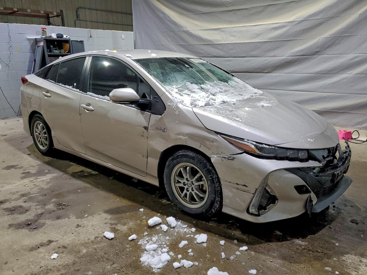 2022 Toyota Prius Prime Le - zdjęcie 4