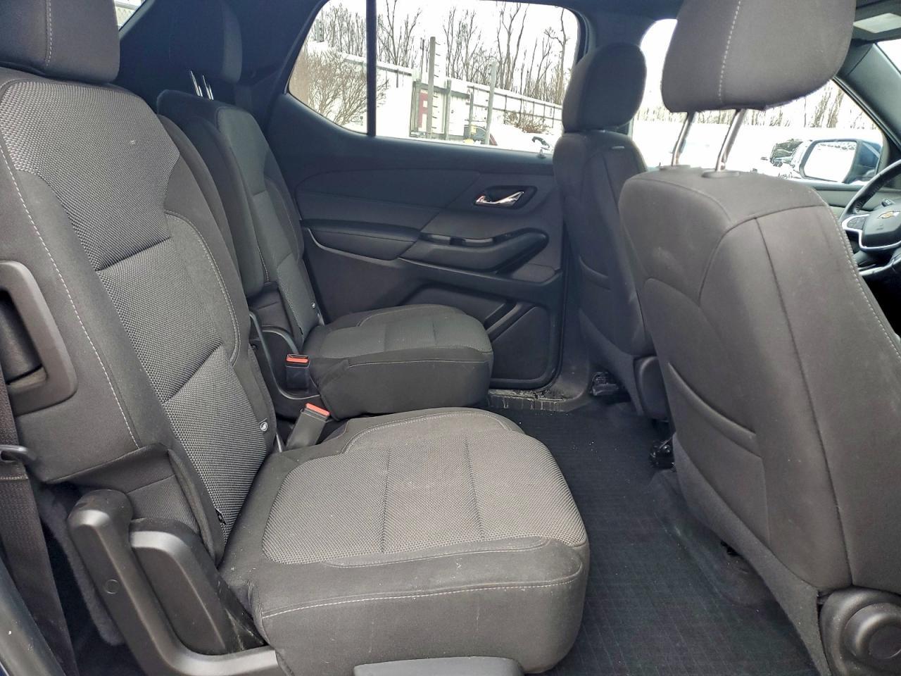 2022 Chevrolet Traverse Lt - zdjęcie 11