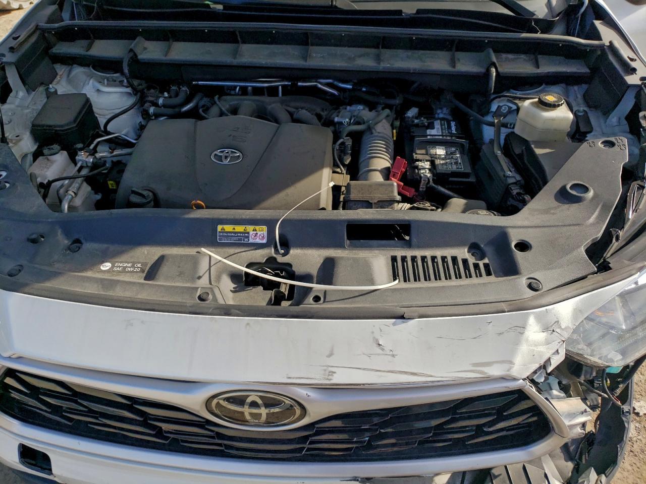 2020 Toyota Highlander L - zdjęcie 12