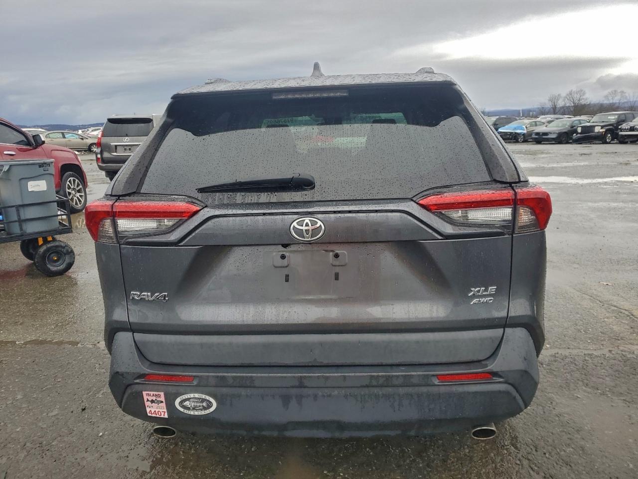 2021 Toyota Rav4 Xle - zdjęcie 6