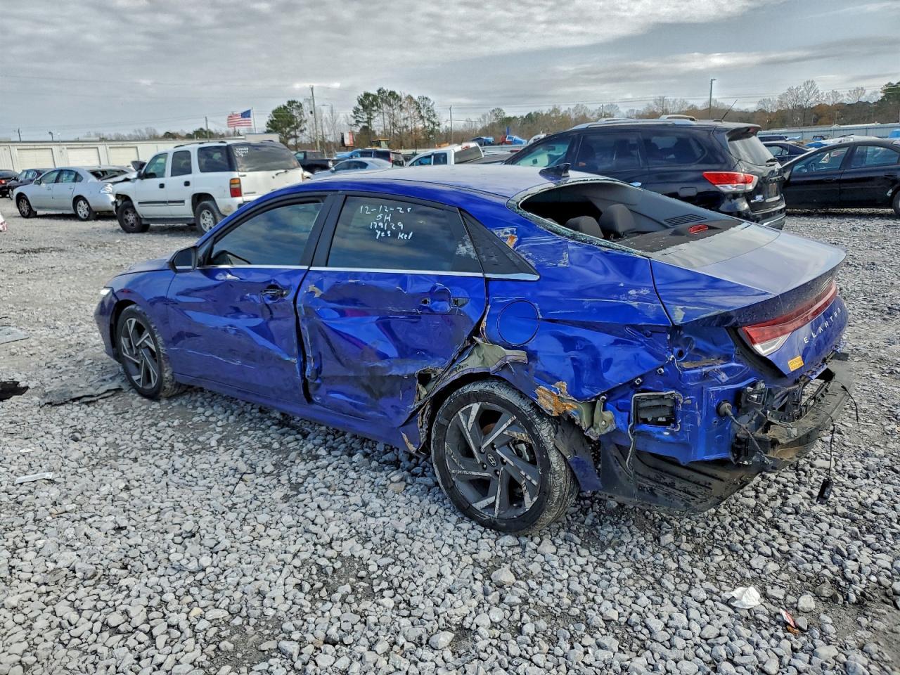 2024 Hyundai Elantra Sel - zdjęcie 2