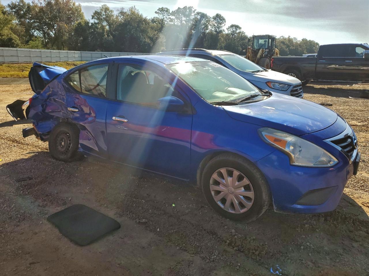 2016 Nissan Versa S - zdjęcie 4