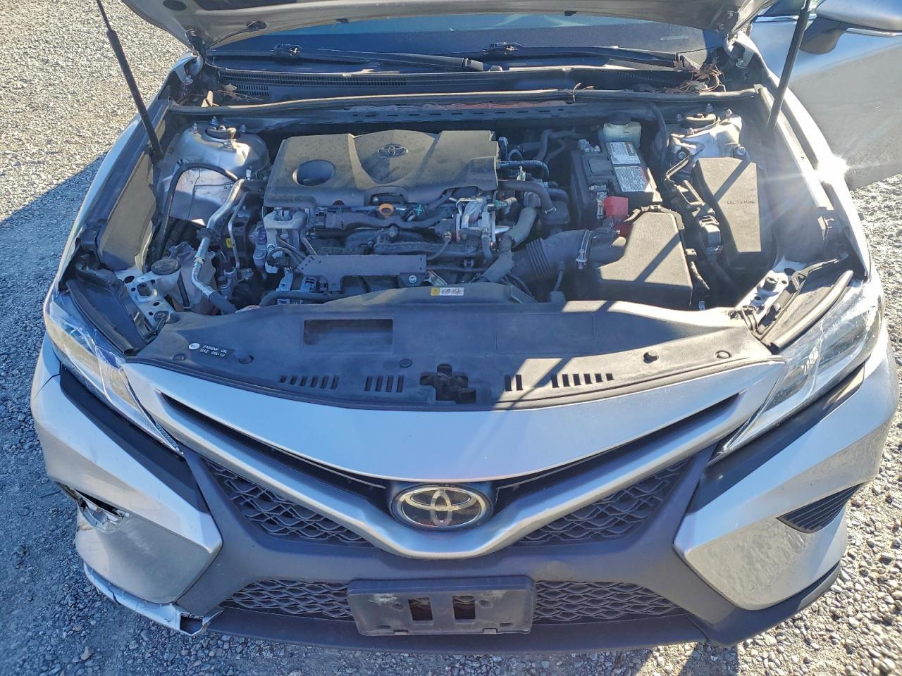 2018 Toyota Camry L - zdjęcie 11