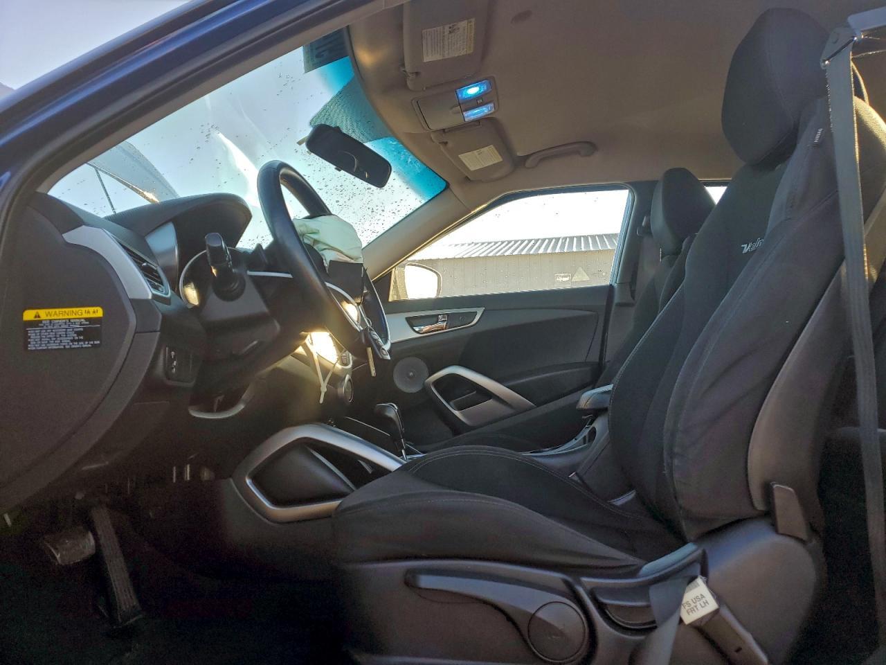 2017 Hyundai Veloster - zdjęcie 7