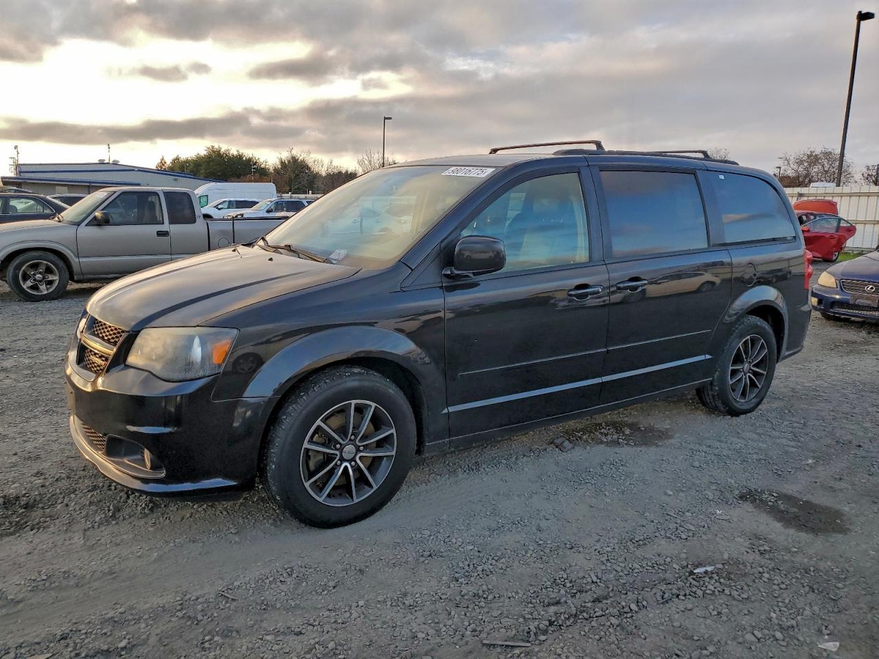 2015 Dodge Grand Caravan R/T - zdjęcie główne
