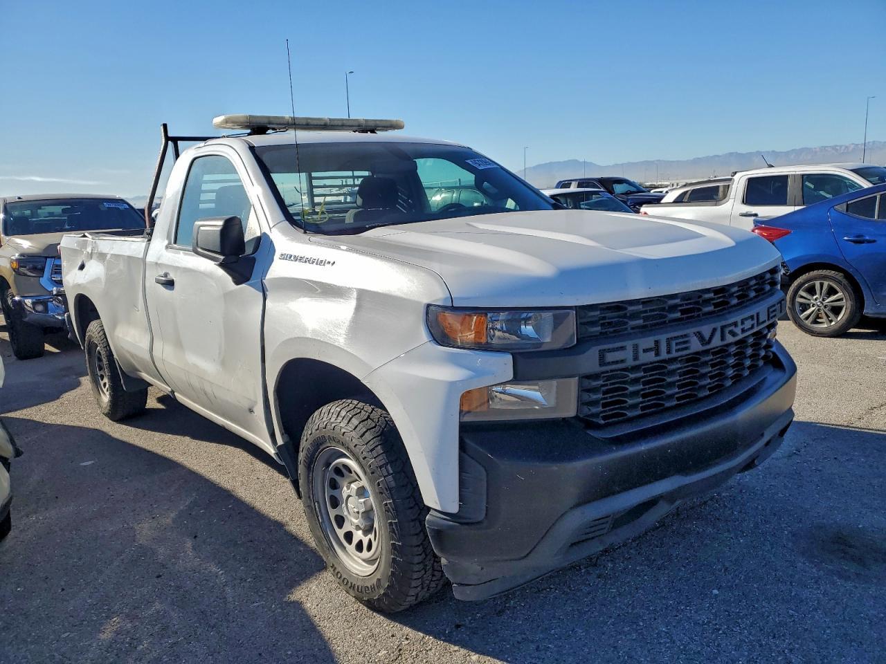 2021 Chevrolet Silverado C1500 - zdjęcie 4
