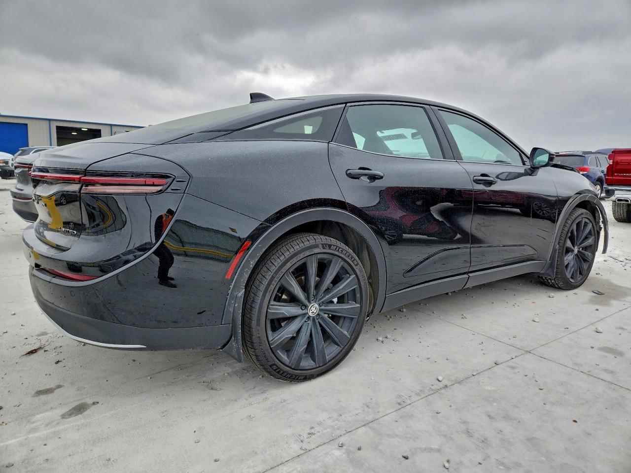 2025 Toyota Crown Xle - zdjęcie 3