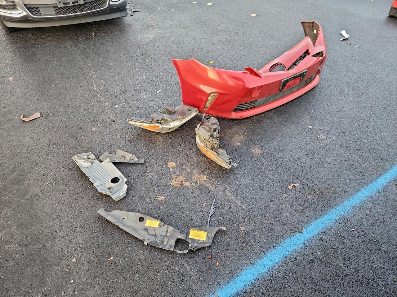 2014 Toyota Prius V - zdjęcie 12