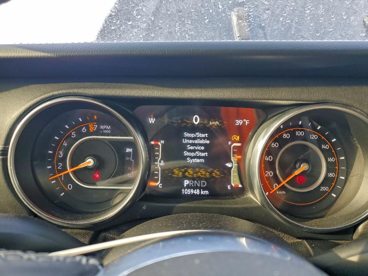 2019 Jeep Wrangler Unlimited Sahara - zdjęcie 9