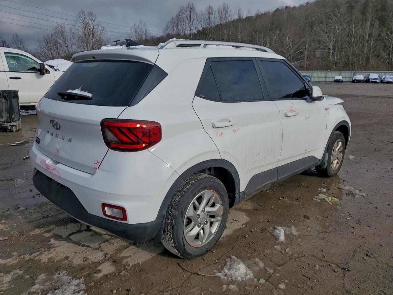 2020 Hyundai Venue Sel - zdjęcie 3