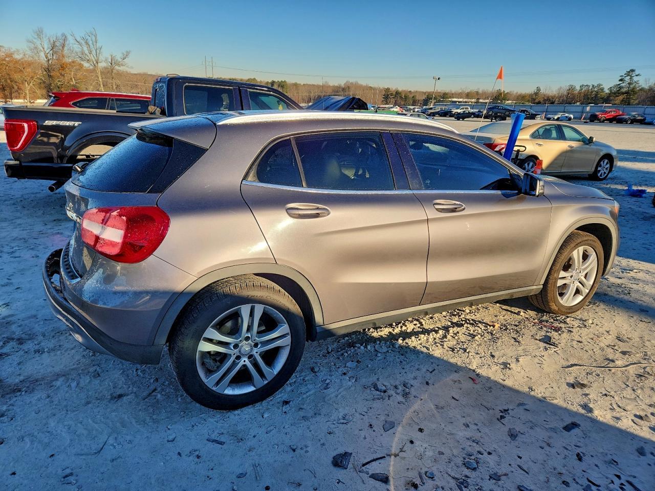 2015 Mercedes-Benz Gla 250 - zdjęcie 3