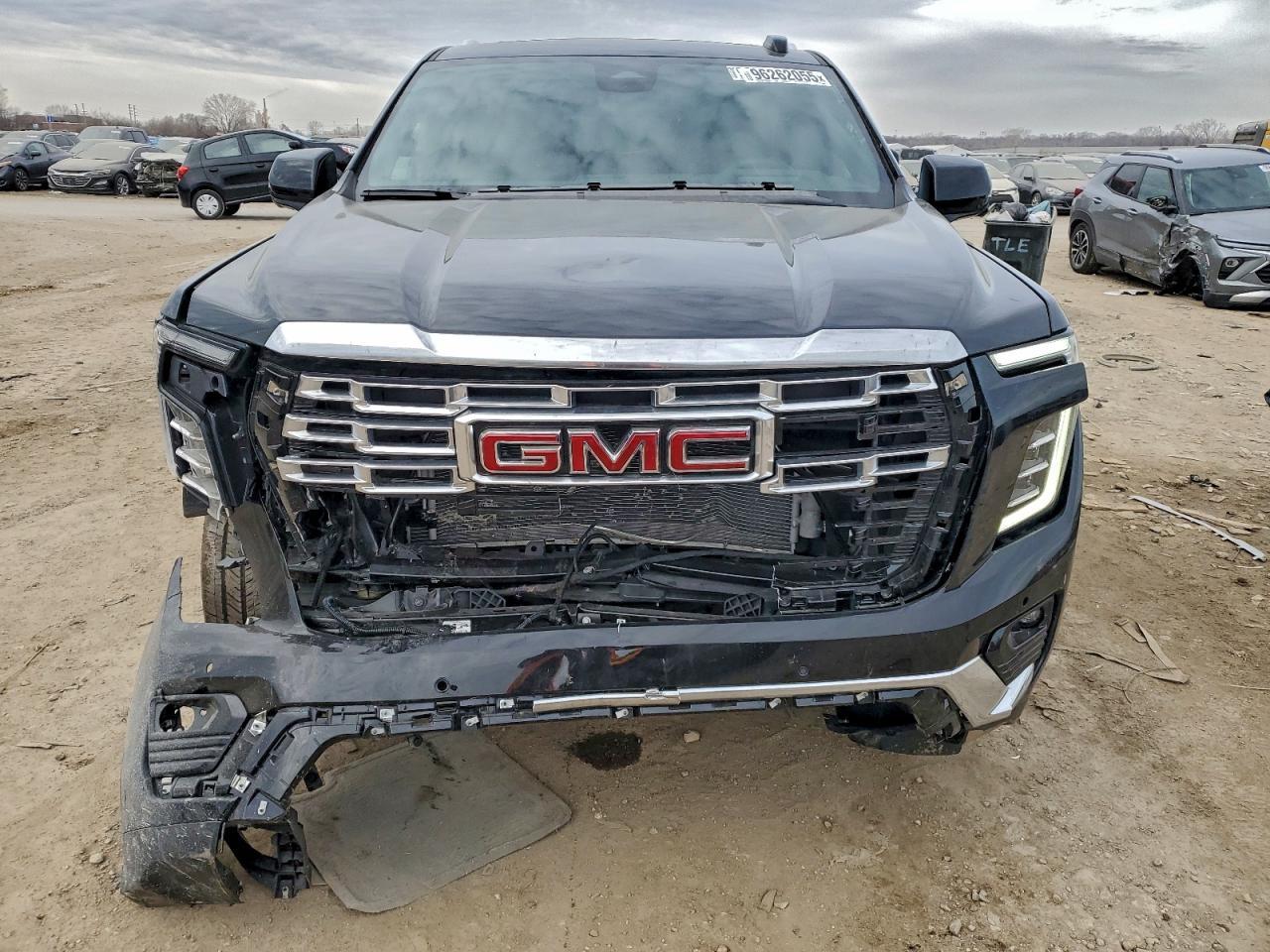 2025 GMC Yukon Denali - zdjęcie 5