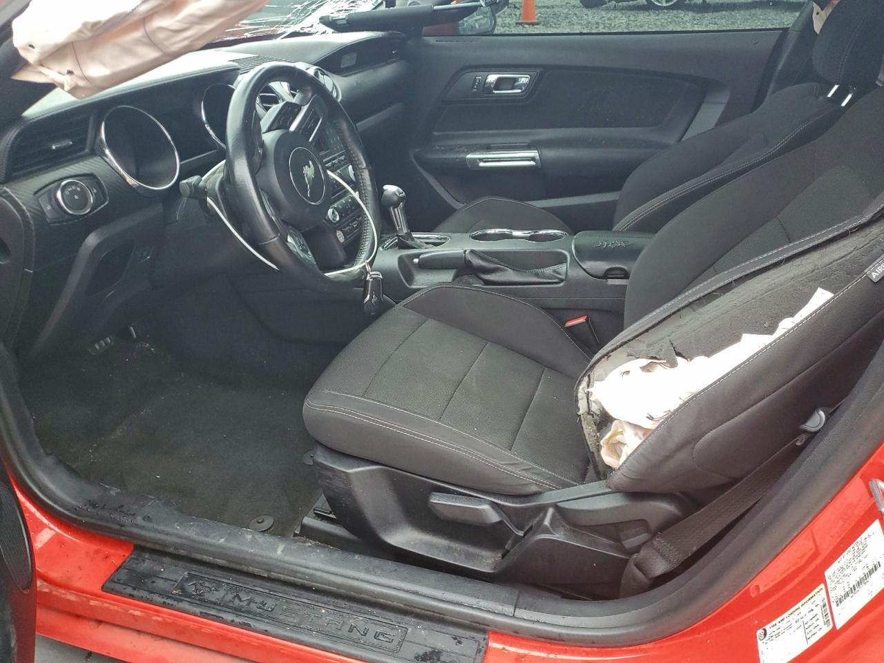 2017 Ford Mustang - zdjęcie 7