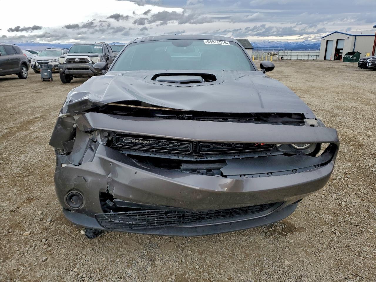 2016 Dodge Challenger R/T - zdjęcie 5