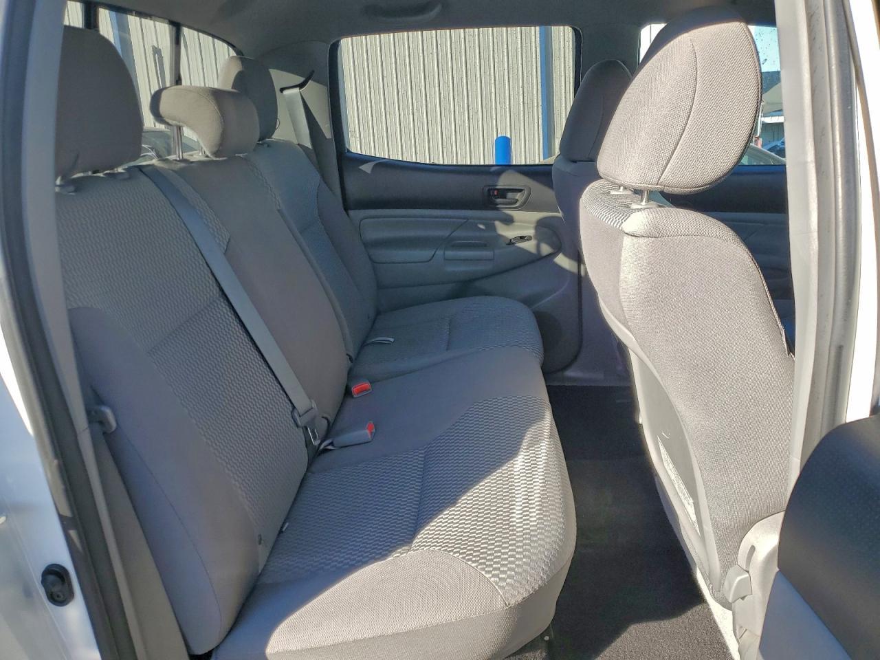 2013 Toyota Tacoma Double Cab - zdjęcie 10