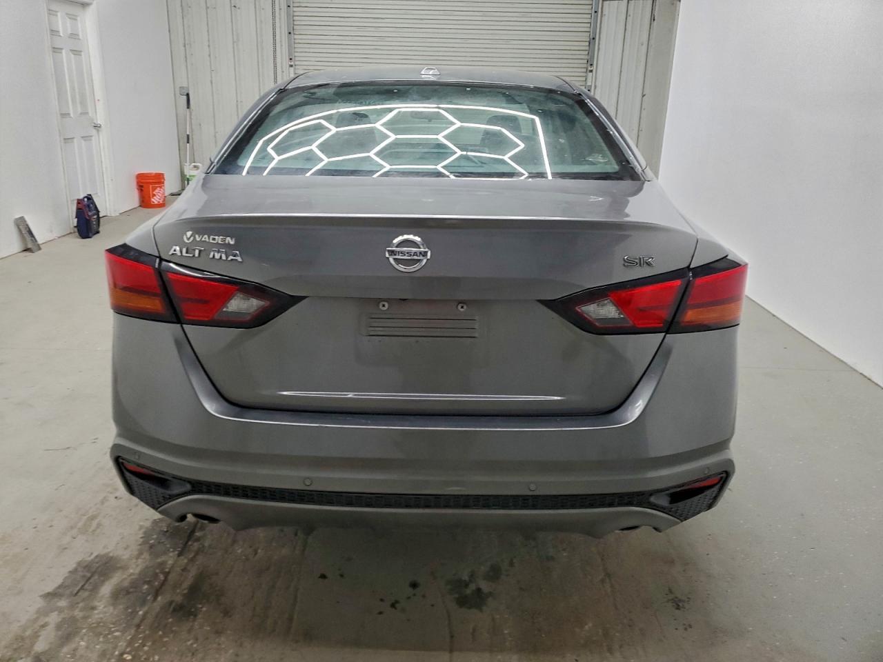 2021 Nissan Altima Sr - zdjęcie 6