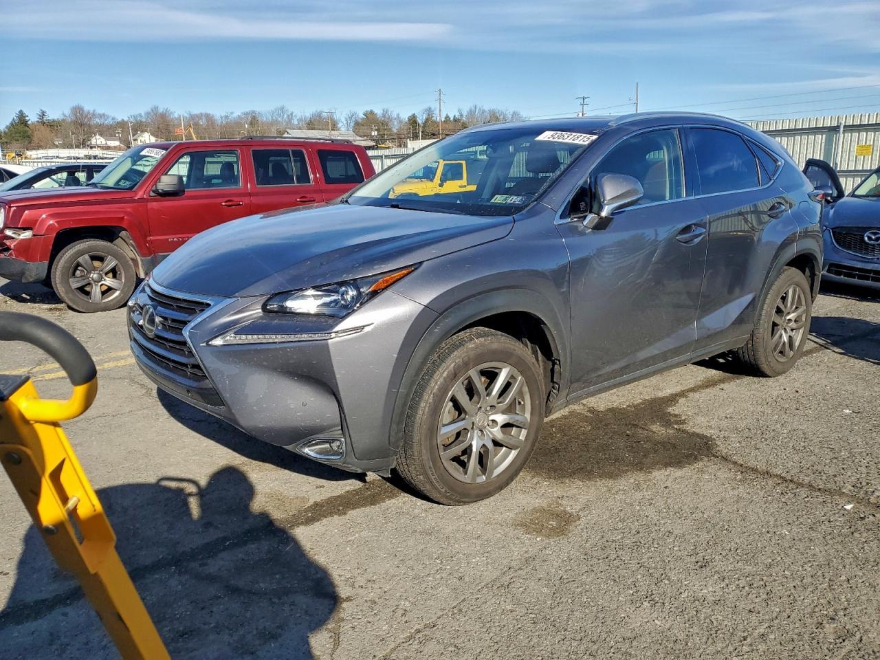 2016 Lexus NX - zdjęcie główne