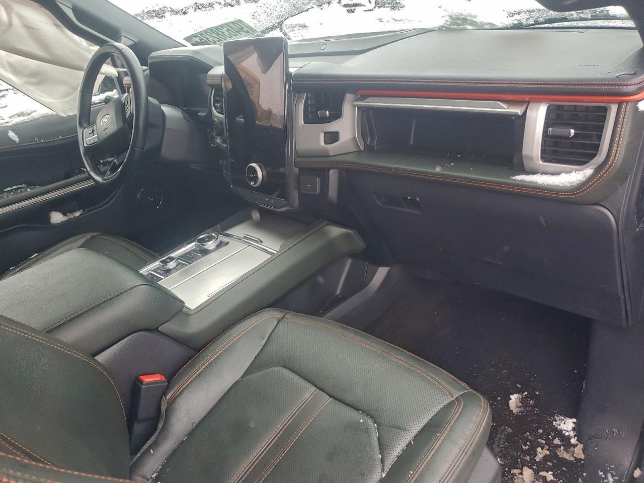 2022 Ford Expedition Timberline - zdjęcie 8
