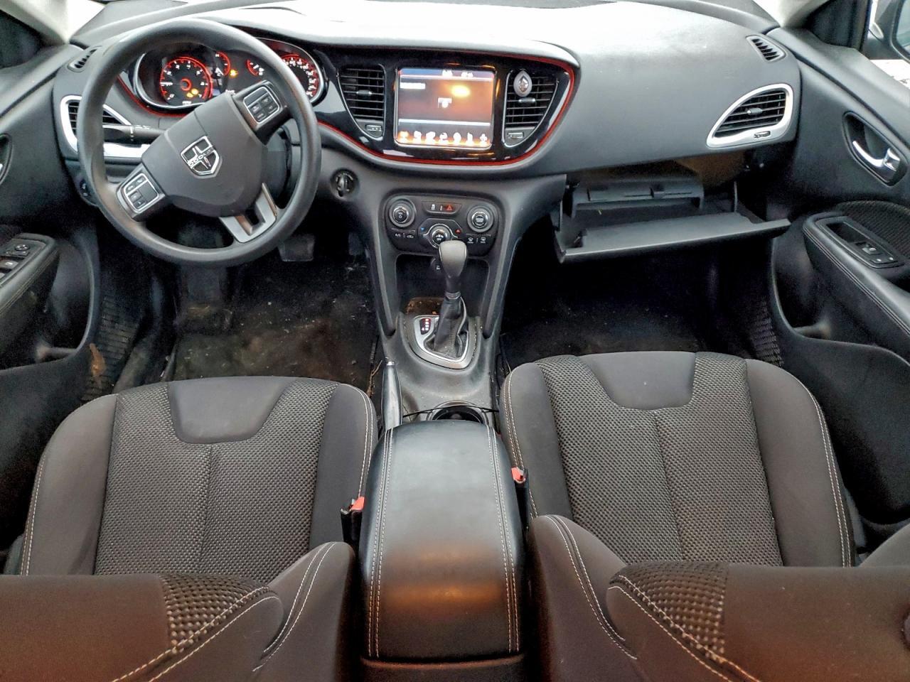 2016 Dodge Dart Sxt - zdjęcie 8