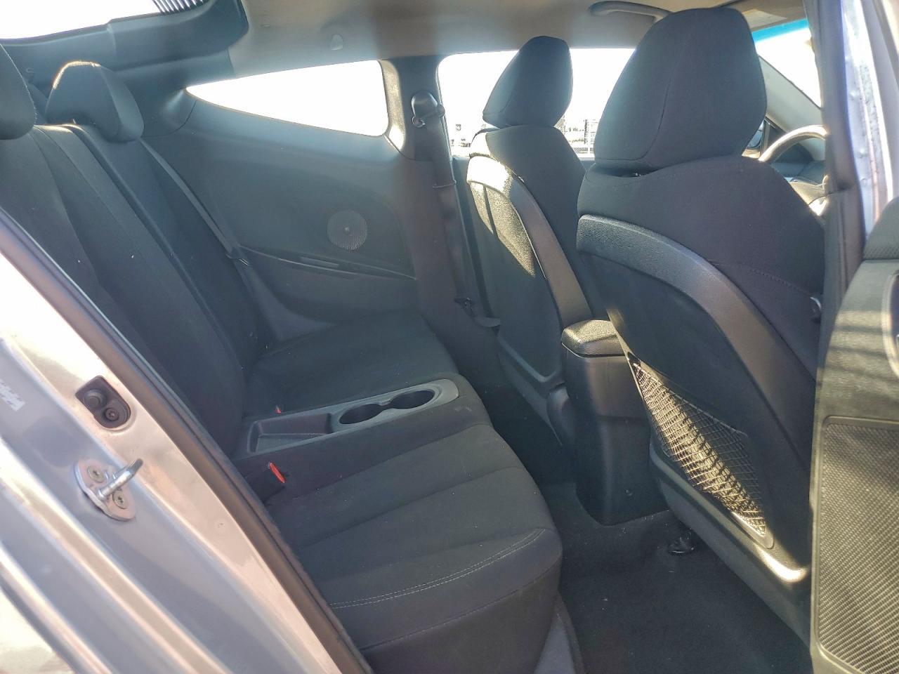 2017 Hyundai Veloster - zdjęcie 10