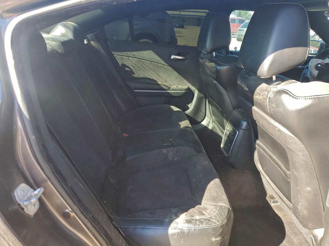 2015 Dodge Charger Srt 392 - zdjęcie 10