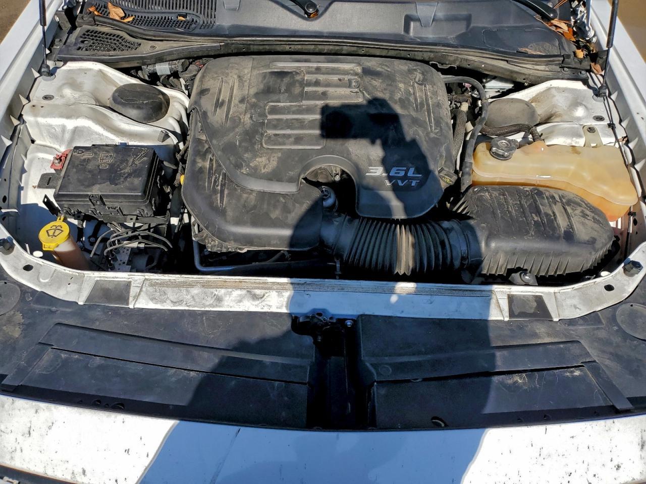 2016 Dodge Challenger Sxt - zdjęcie 11