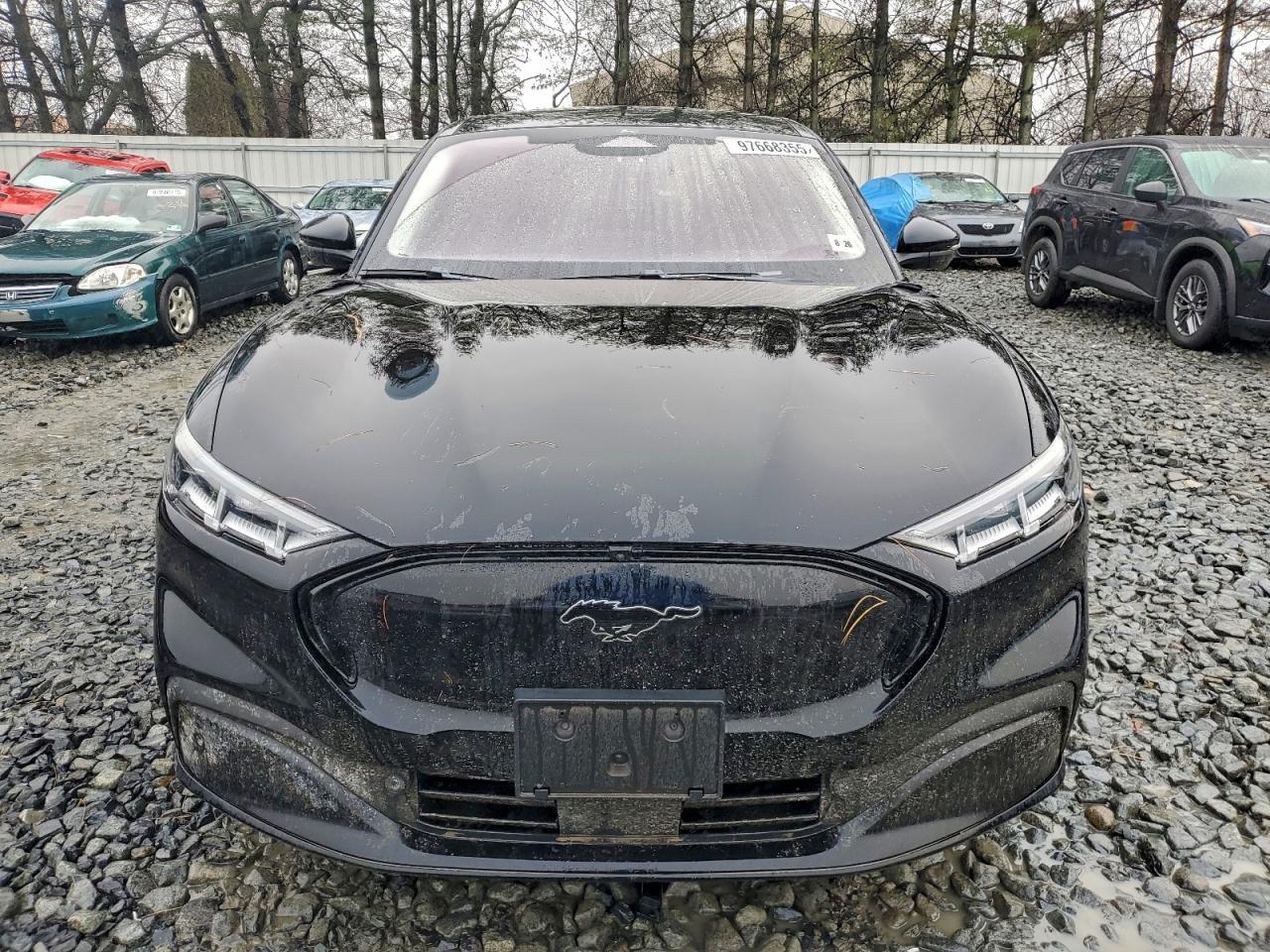 2022 Ford Mustang Mach-E Premium - zdjęcie 5