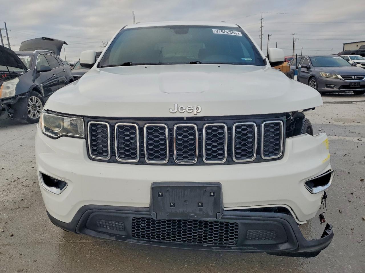 2019 Jeep Grand Cherokee Laredo - zdjęcie 5