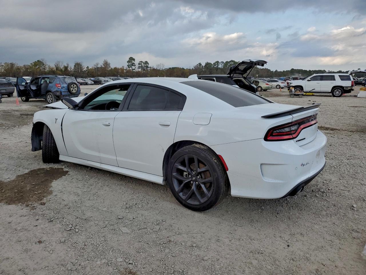 2023 Dodge Charger Gt - zdjęcie 2