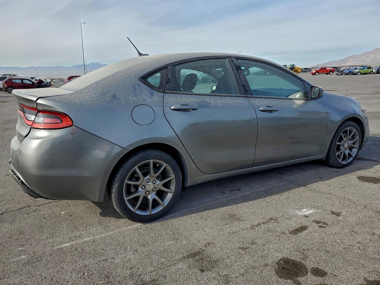 2013 Dodge Dart Sxt - zdjęcie 3