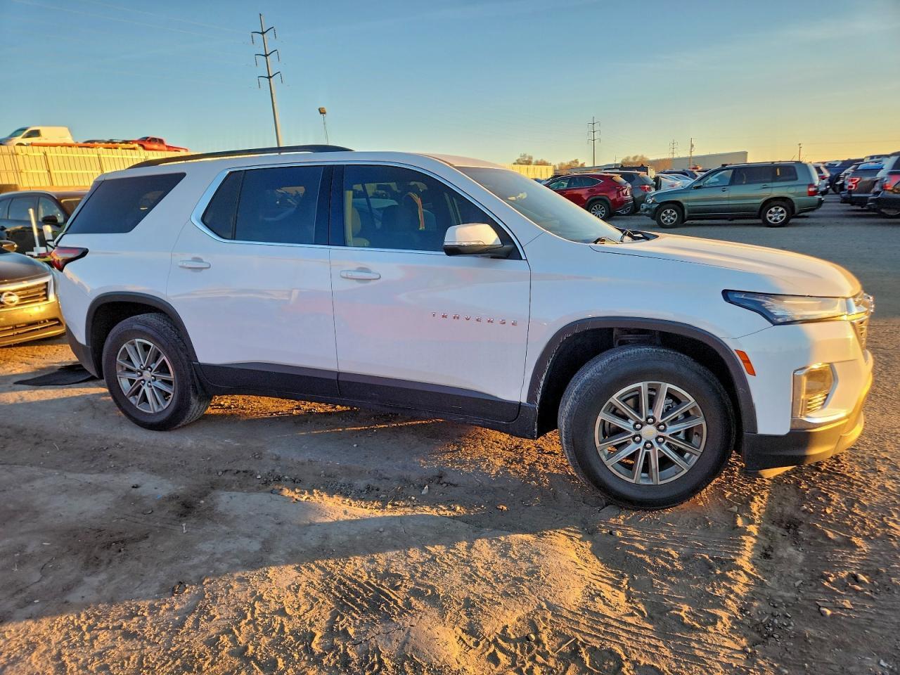 2023 Chevrolet Traverse Lt - zdjęcie 4