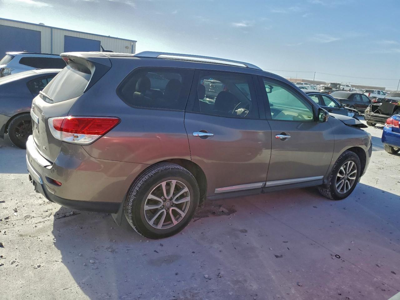 2013 Nissan Pathfinder S - zdjęcie 3