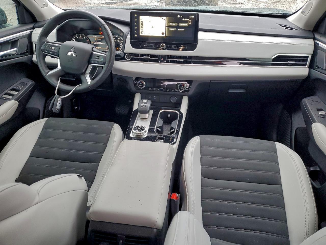 2025 Mitsubishi Outlander Se - zdjęcie 8