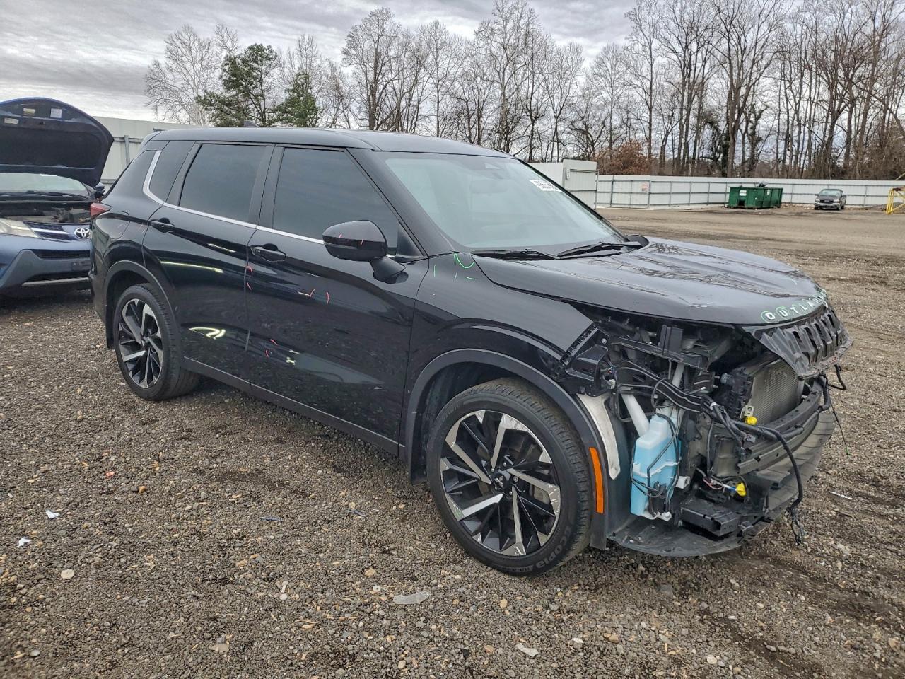 2023 Mitsubishi Outlander Se - zdjęcie 4