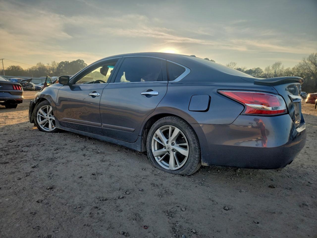 2014 Nissan Altima 2.5 - zdjęcie 2