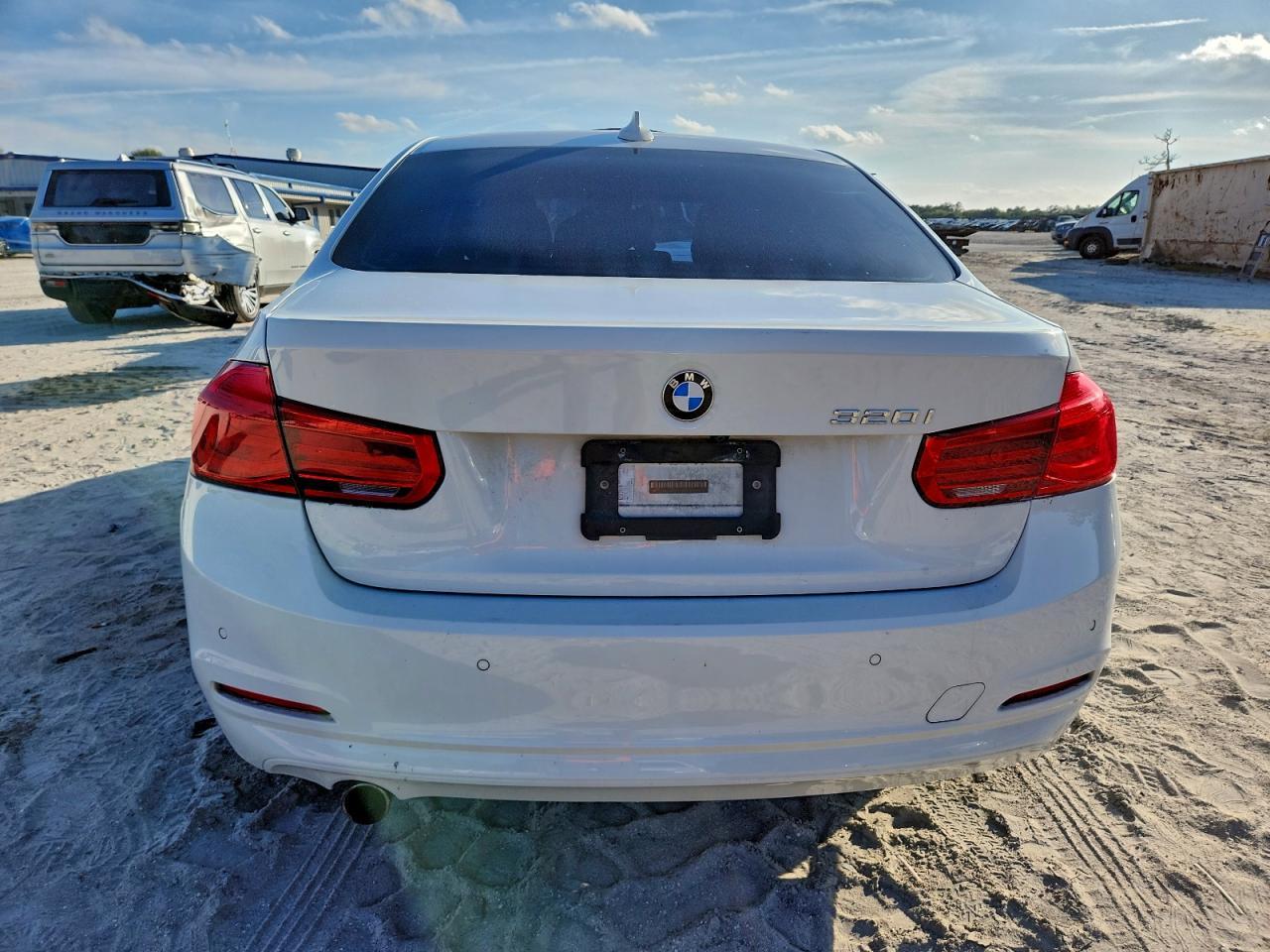 2017 BMW 320 I - zdjęcie 6