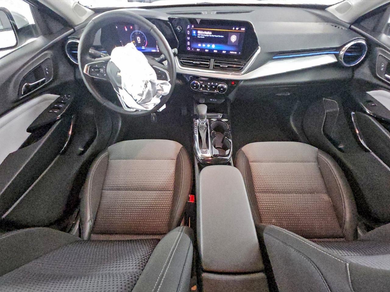 2025 Chevrolet Trax 1Lt - zdjęcie 8
