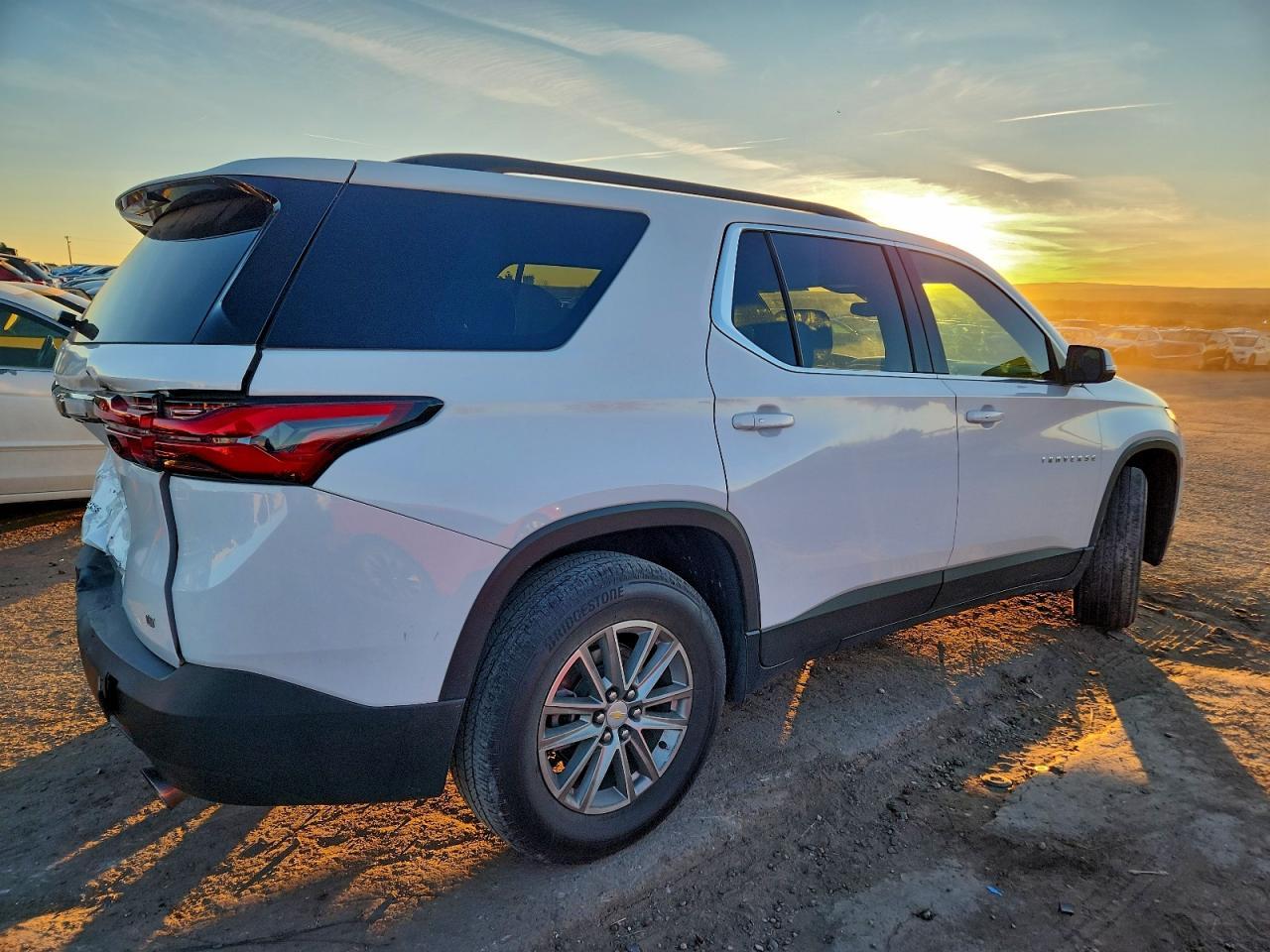 2023 Chevrolet Traverse Lt - zdjęcie 3