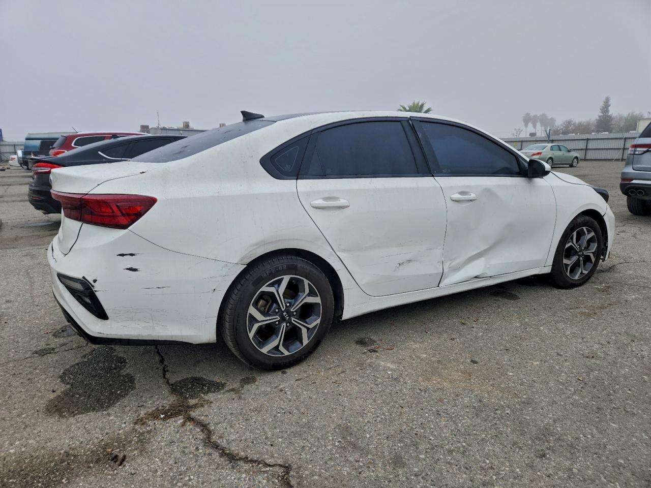 2020 Kia Forte Fe - zdjęcie 3