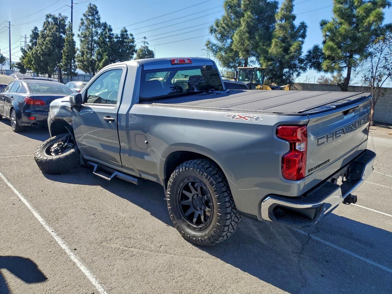 2026 Chevrolet Silverado K1500 - zdjęcie 2