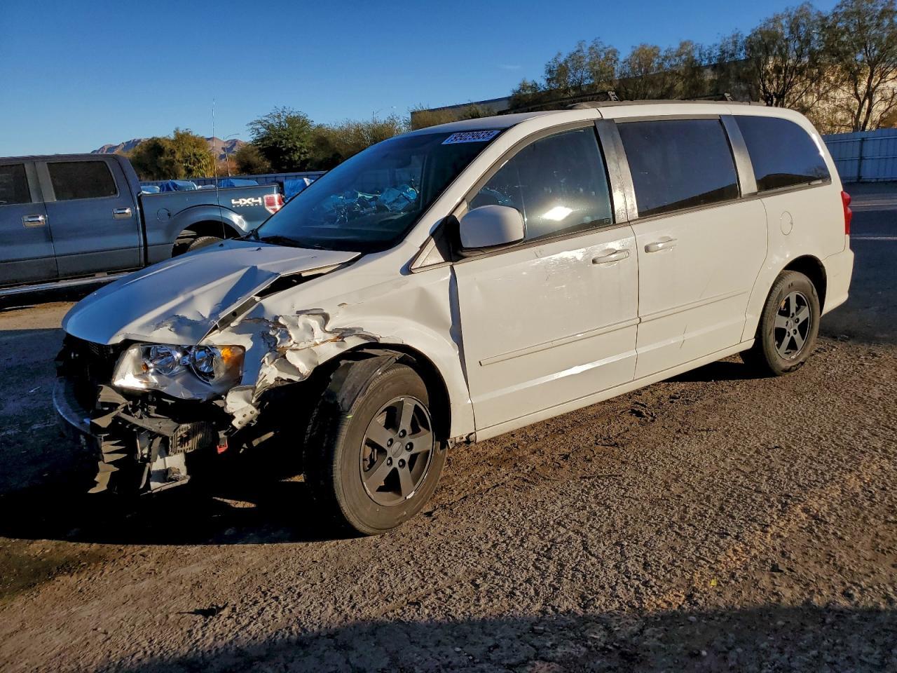 2013 Dodge Grand Caravan Sxt - zdjęcie główne