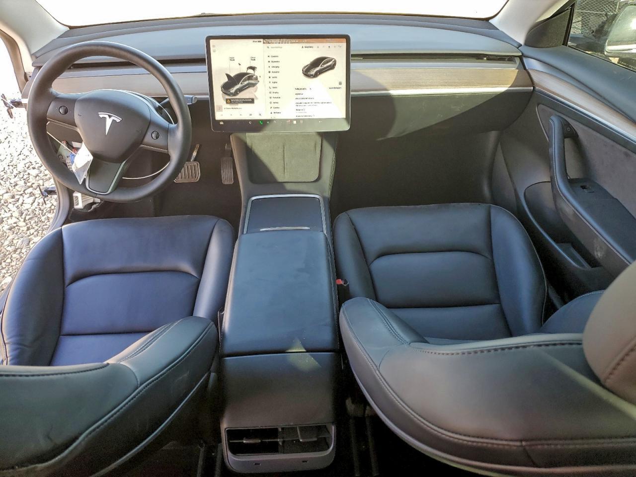 2023 Tesla Model 3 - zdjęcie 8