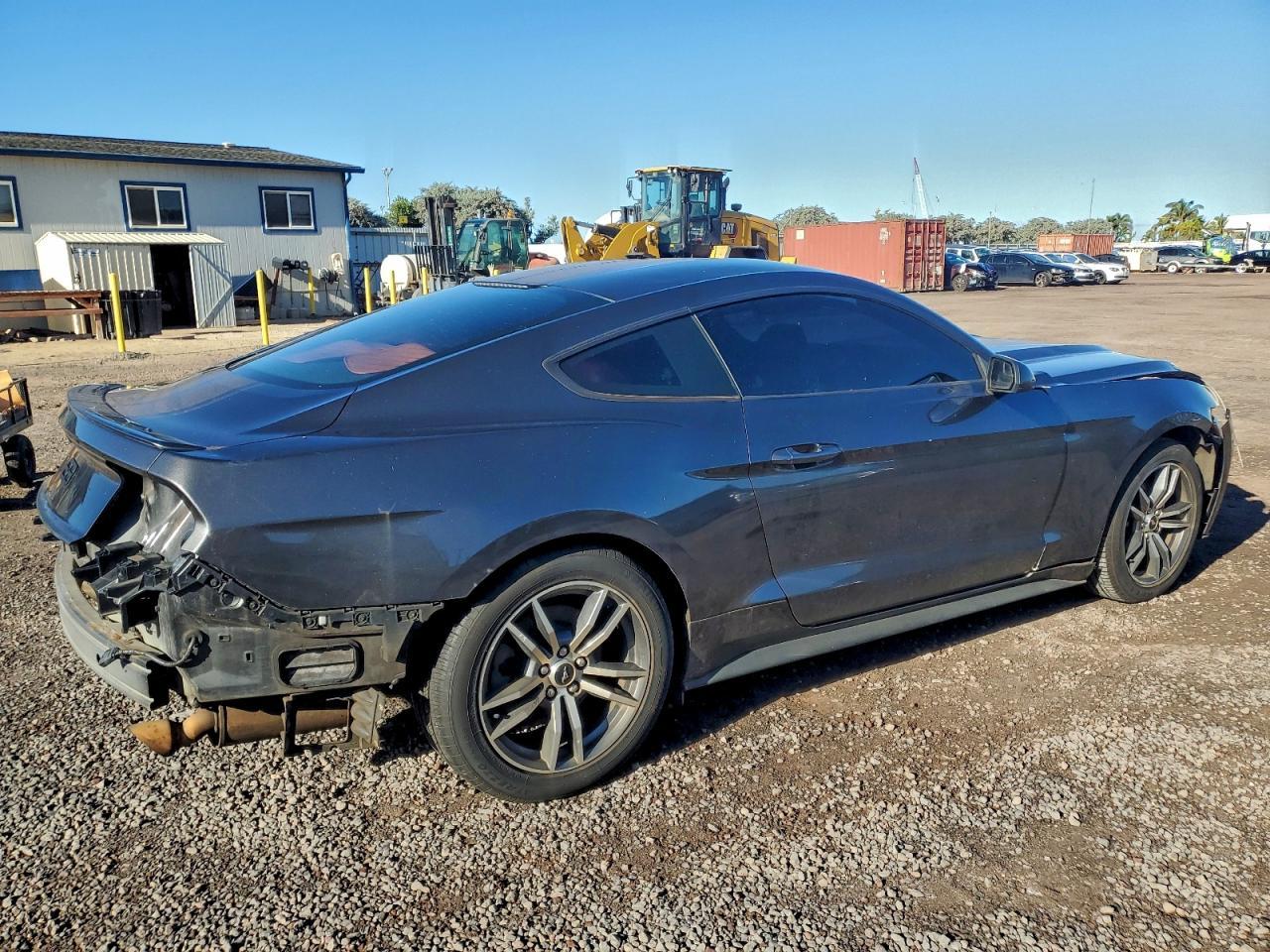 2016 Ford Mustang - zdjęcie 3