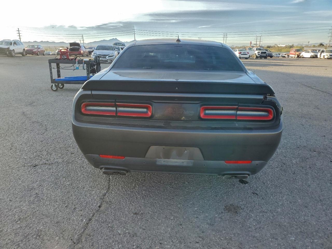 2019 Dodge Challenger R/T Scat Pack - zdjęcie 6