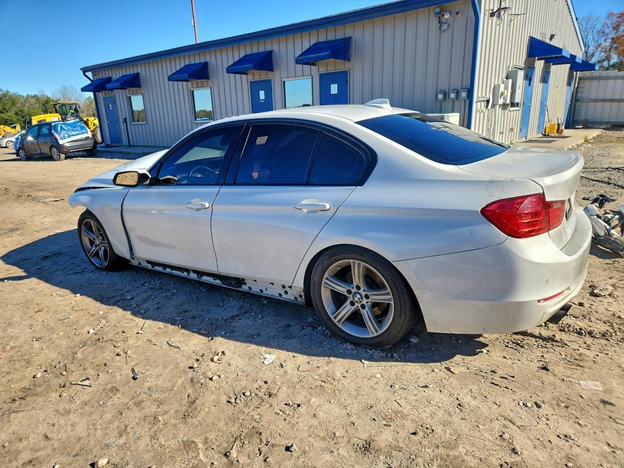 2015 BMW 328 I - zdjęcie 2