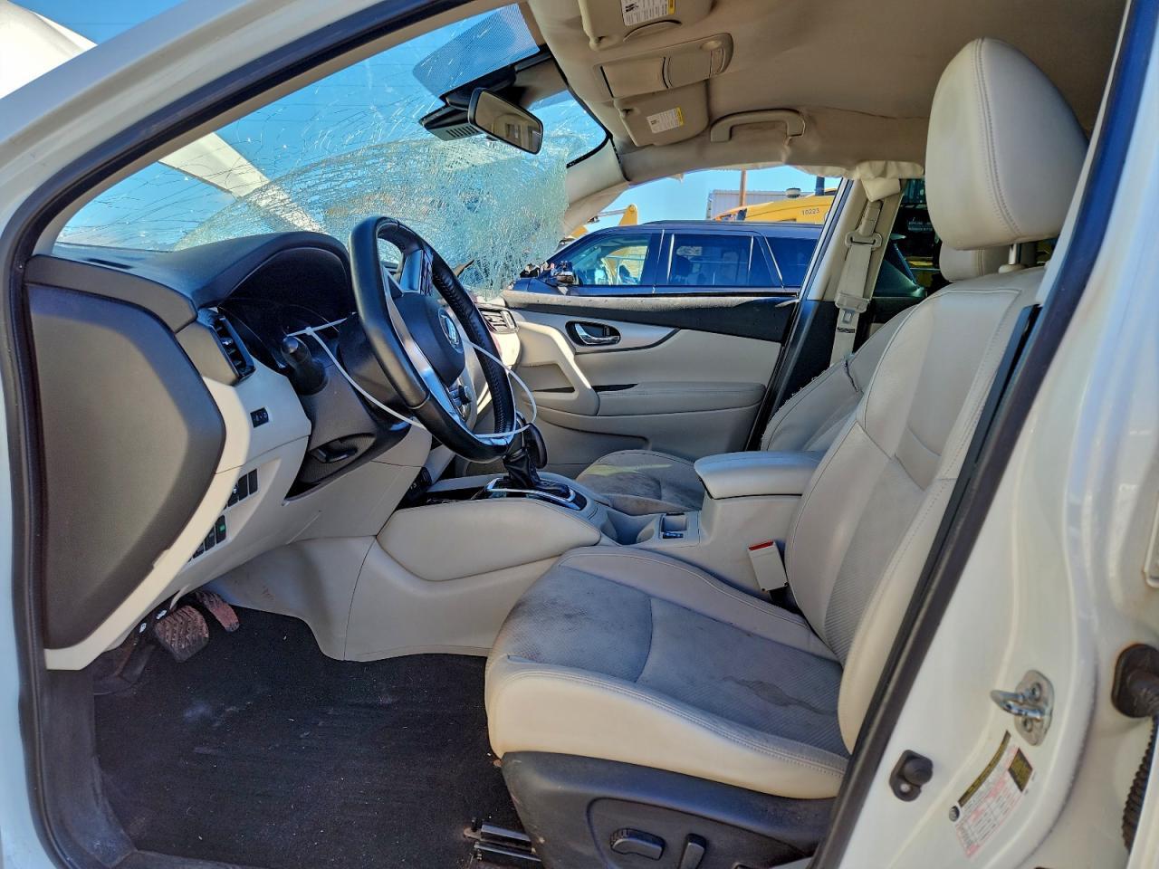 2020 Nissan Rogue Sport S - zdjęcie 7