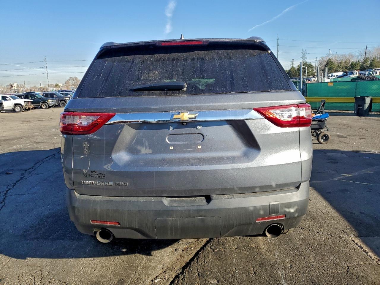 2020 Chevrolet Traverse Ls - zdjęcie 6