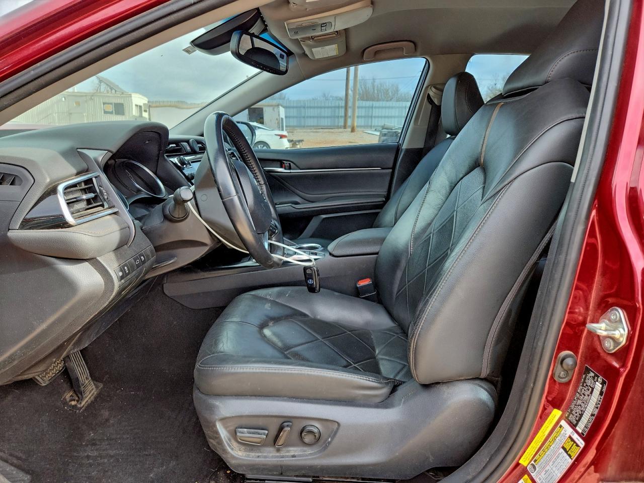 2018 Toyota Camry Hybrid - zdjęcie 7